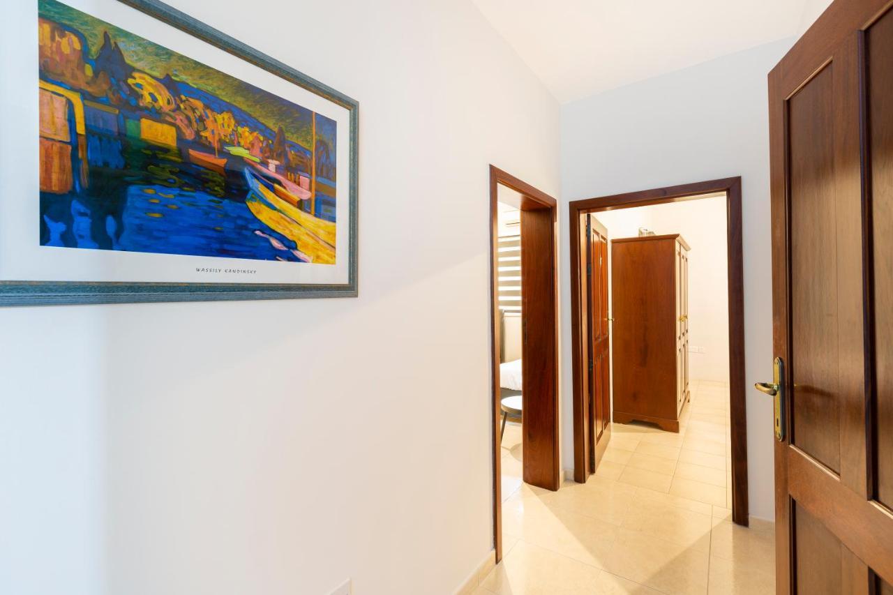 Sliema Central Apartment Just Minutes From The Beach By Jl エクステリア 写真