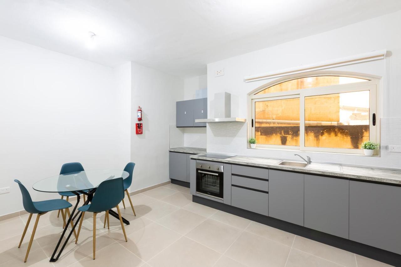 Sliema Central Apartment Just Minutes From The Beach By Jl エクステリア 写真