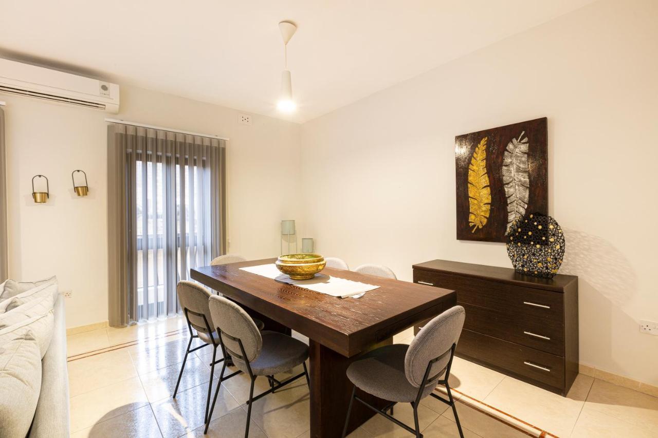 Sliema Central Apartment Just Minutes From The Beach By Jl エクステリア 写真