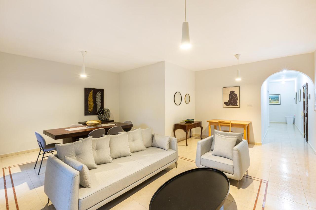 Sliema Central Apartment Just Minutes From The Beach By Jl エクステリア 写真
